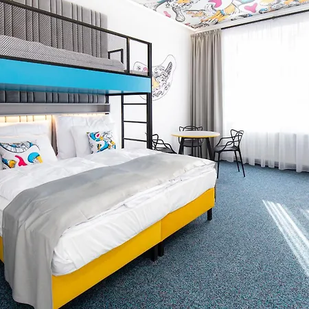 Family By Astoria & Medical Aparthotel 4*