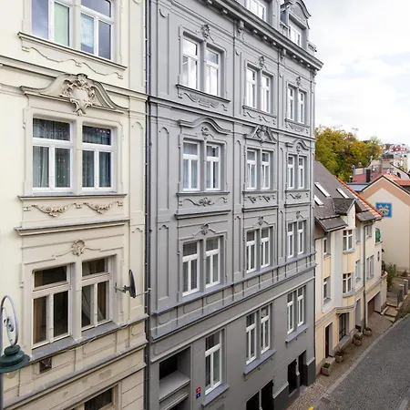 Aparthotel Family By Astoria & Medical Karlovy Vary