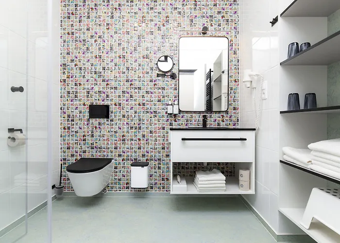 Family By Astoria & Medical Karlovy Vary